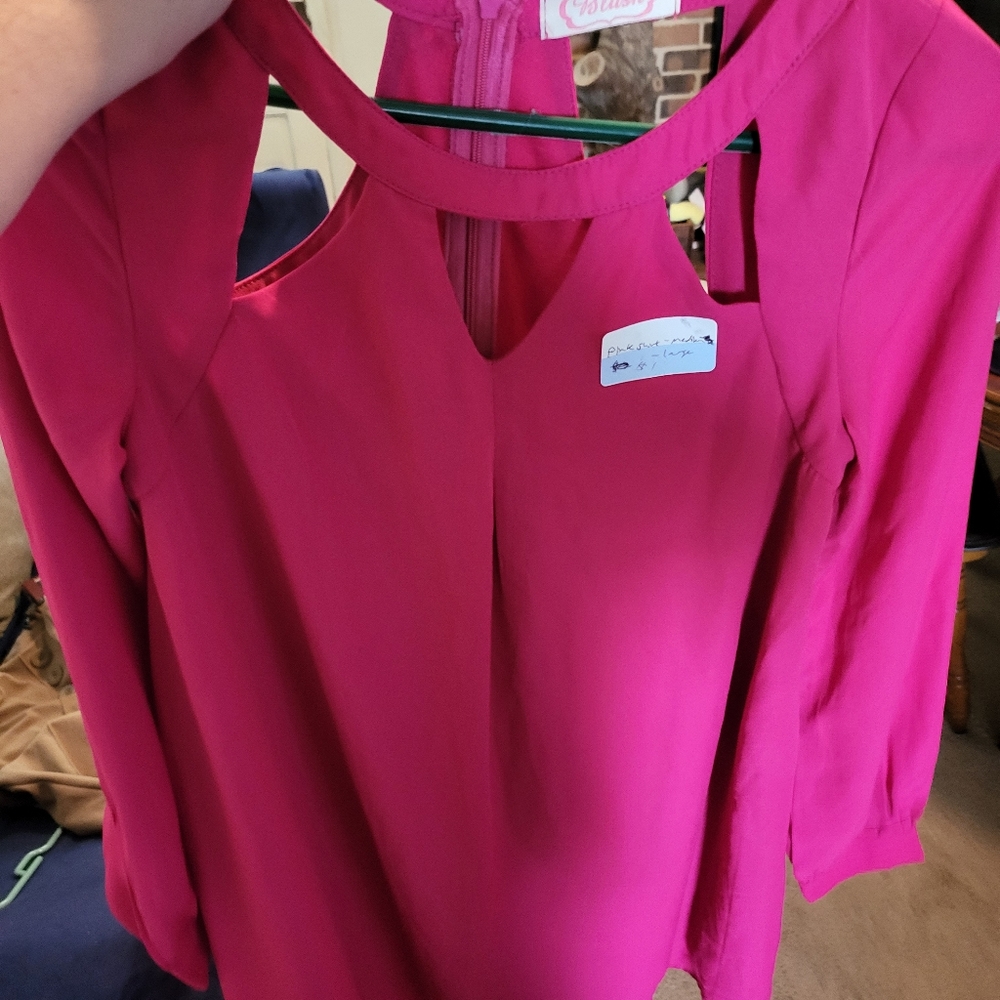 Medium pink dress shirt